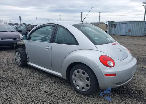 2007 Volkswagen New Beetle 2.5 from USA, damaged, VIN 3VWEW31C97M519292
